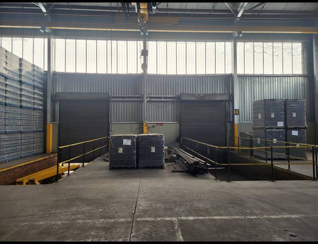 18,423M² WAREHOUSE TO LET IN ROODEKOP